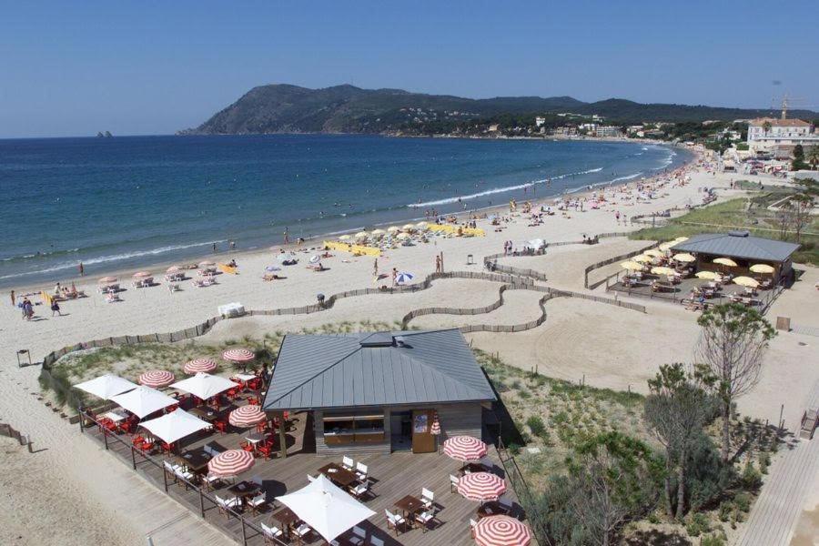 Villa-Chateau Les Terrasses - Tamaris, Plage Des Sablettes, Mer Au Bas De La Propriete La Seyne-sur-Mer Bagian luar foto