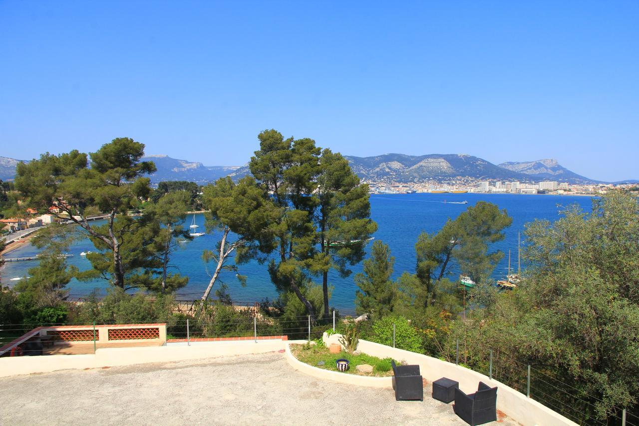 Villa-Chateau Les Terrasses - Tamaris, Plage Des Sablettes, Mer Au Bas De La Propriete La Seyne-sur-Mer Bagian luar foto